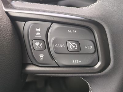 2026 Jeep Wrangler — photo 25 view