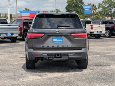 2023 Toyota Sequoia - Photo 4
