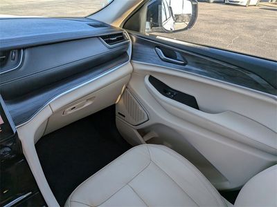2022 Jeep Grand Cherokee L - Photo 16