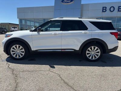 2023 Ford Explorer — side profile view