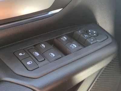 2026 Ram 1500 — photo 25 view