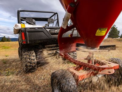 2025 Can-Am Defender DPS HD7 - Photo 8