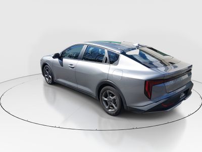 2025 Kia K4 - Photo 5