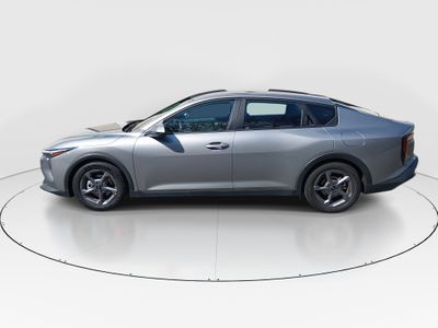 2025 Kia K4 - Photo 4