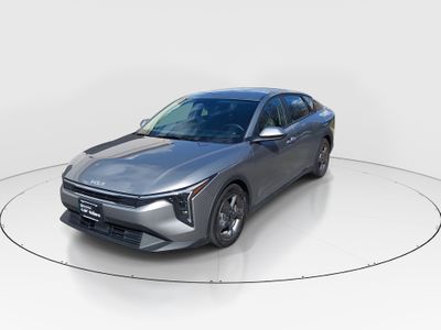 2025 Kia K4 - Photo 3