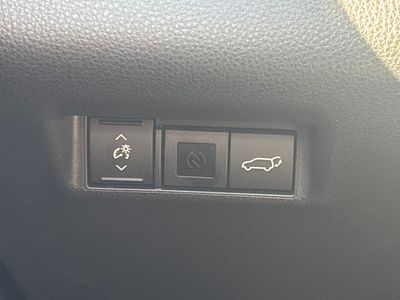 2026 Toyota RAV4 - Photo 25