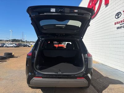 2026 Toyota RAV4 - Photo 30