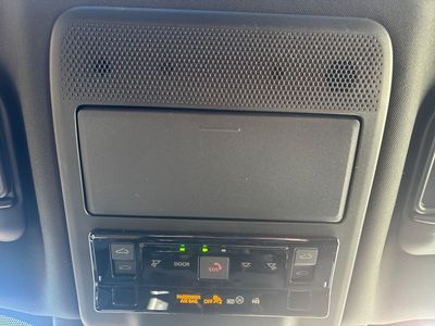 2026 Toyota RAV4 - Photo 16