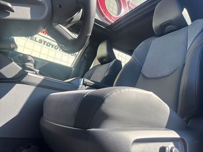 2026 Toyota RAV4 - Photo 9