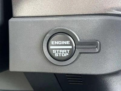 2025 Ford Bronco - Photo 12