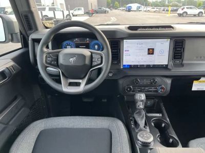2025 Ford Bronco - Photo 4
