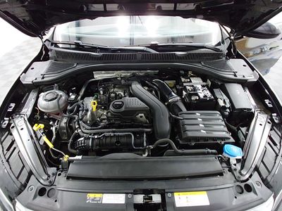 2024 Volkswagen Jetta — photo 9 view
