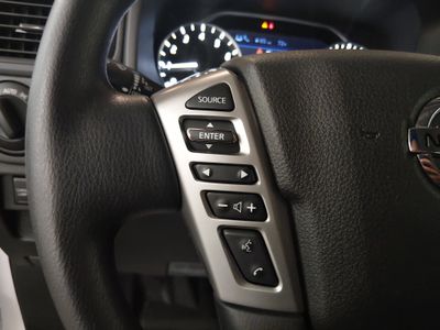 2022 Nissan Titan - Photo 12