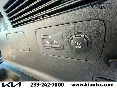 2026 Kia Sorento — photo 12 view