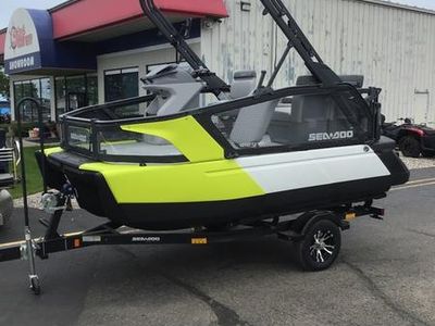 2025 Sea-Doo Switch Sport Compact - 170 hp Painted - Photo 1