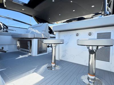 2025 Cruisers Yachts 42 GLS Outboard - Photo 12