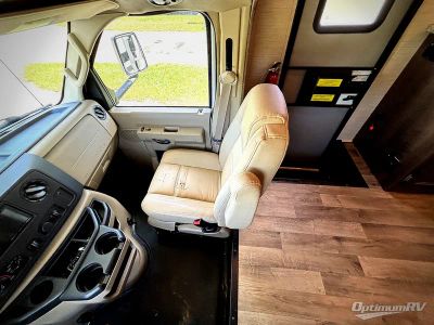 2019 Jayco Redhawk — photo 9 view
