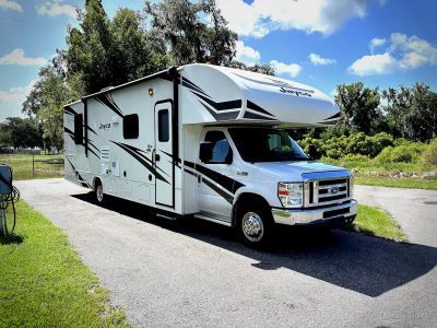 2019 Jayco Redhawk — front three-quarter view