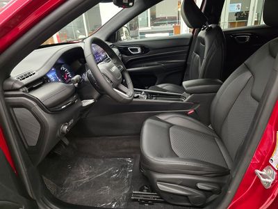 2026 Jeep Compass - Photo 16