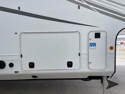 2025 Jayco North Point - Photo 12