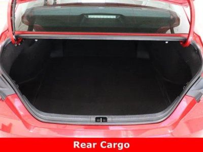 2025 Toyota Camry FWD - Photo 31
