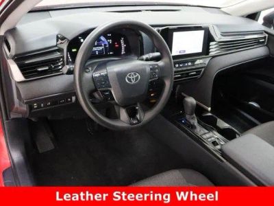 2025 Toyota Camry FWD - Photo 13