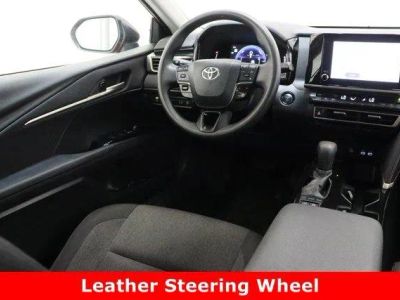 2025 Toyota Camry FWD - Photo 30