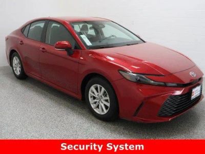 2025 Toyota Camry FWD - Photo 4
