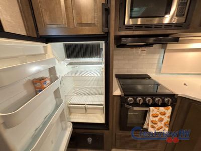 2023 Forest River RV Rockwood Ultra Lite - Photo 11