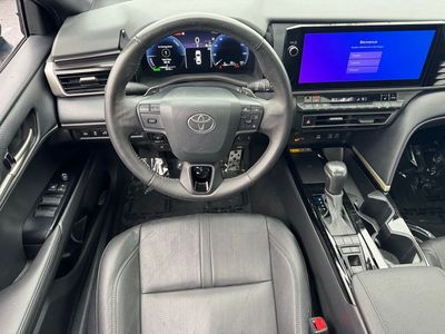 2025 Toyota Camry XSE - Photo 17