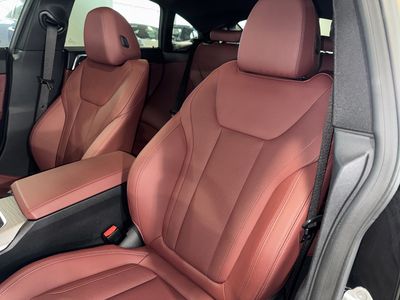 2025 BMW 4 Series - Photo 33