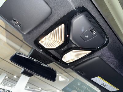 2025 BMW 4 Series - Photo 31