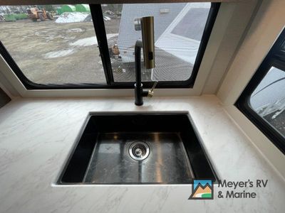 2026 Forest River RV Surveyor Legend - Photo 16