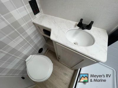 2026 Forest River RV Surveyor Legend - Photo 18