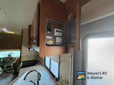 2009 Jayco Greyhawk - Photo 15