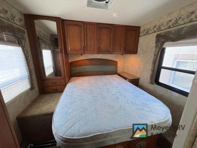2009 Jayco Greyhawk - Photo 31