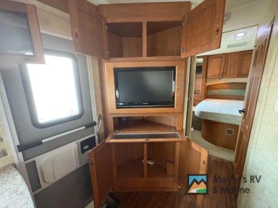 2009 Jayco Greyhawk - Photo 18