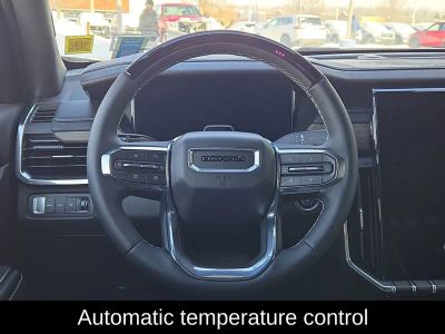 2025 GMC Acadia - Photo 17