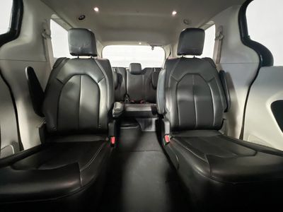 2023 Chrysler Pacifica - Photo 29