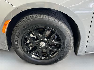 2023 Chrysler Pacifica - Photo 11
