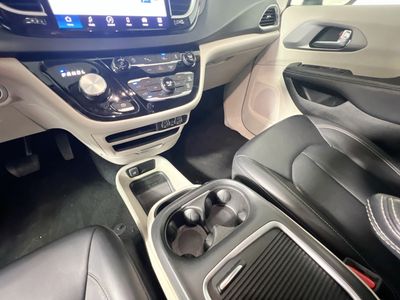 2023 Chrysler Pacifica - Photo 22