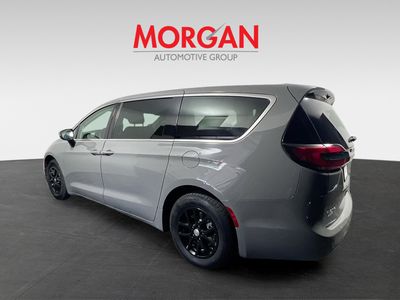 2023 Chrysler Pacifica - Photo 5