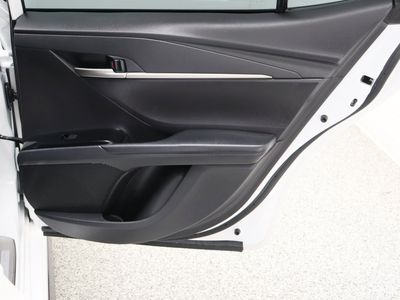 2025 Toyota Camry FWD - Photo 34