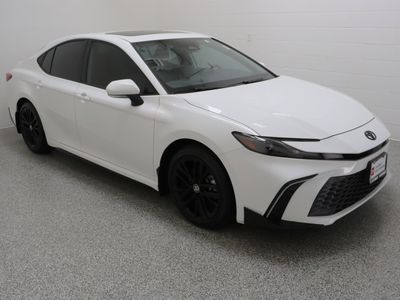2025 Toyota Camry FWD - Photo 4