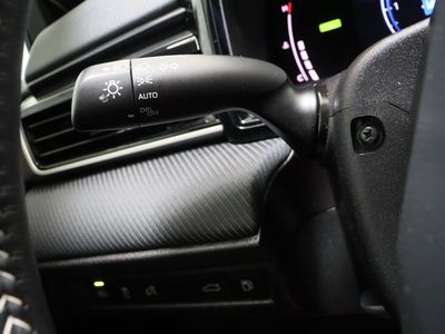 2025 Toyota Camry FWD - Photo 25