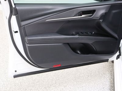2025 Toyota Camry FWD - Photo 12