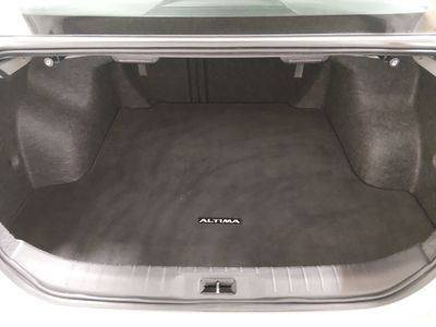 2024 Nissan Altima — photo 11 view