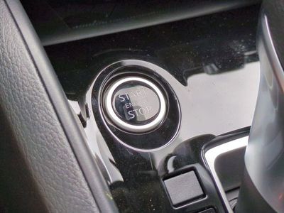 2025 Nissan Versa - Photo 25