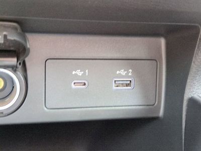 2025 Nissan Versa - Photo 20