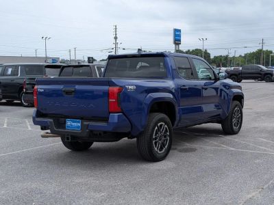 2025 Toyota Tacoma - Photo 5